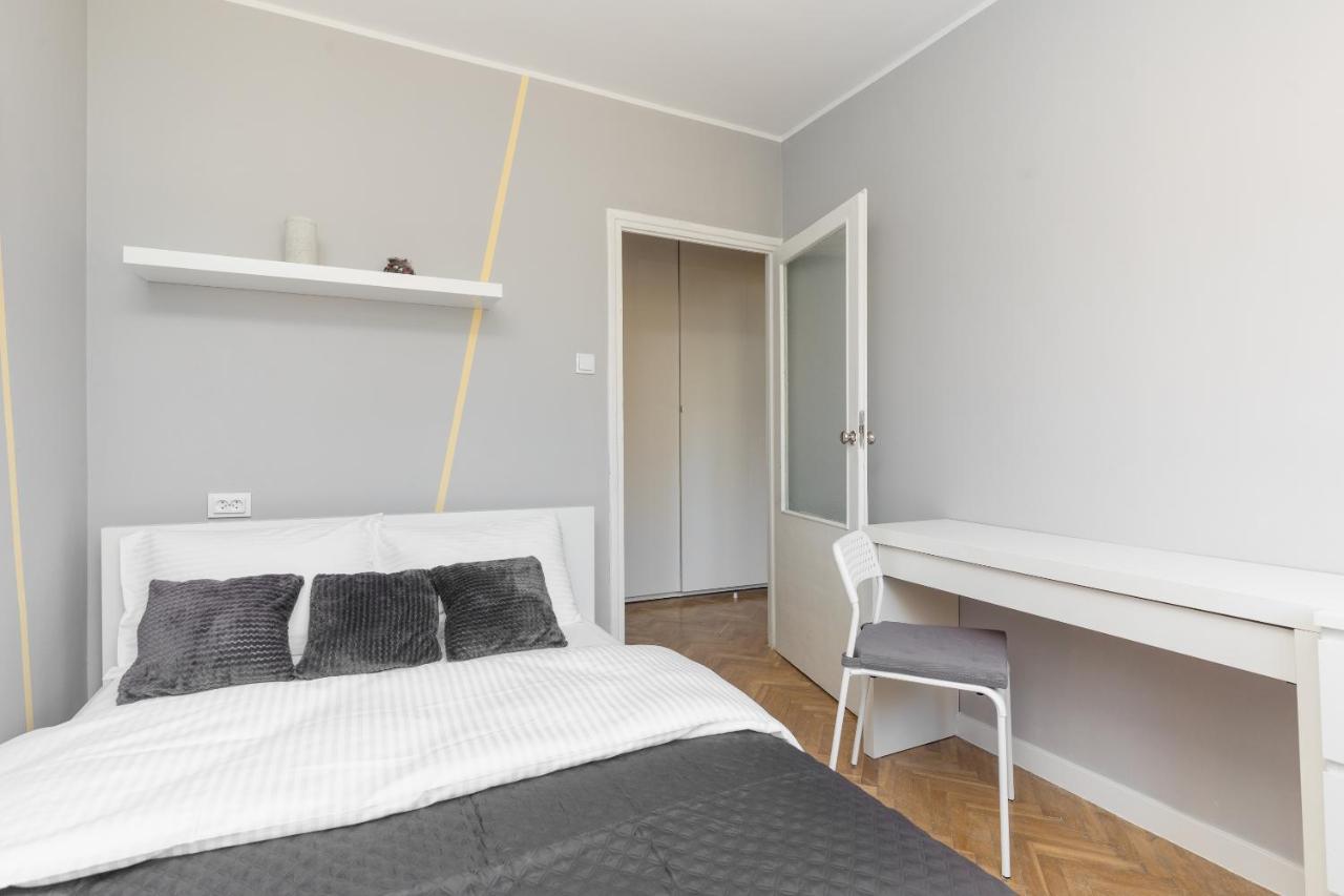 Krasinski Garden 2-Bedroom Apartament وارسو المظهر الخارجي الصورة