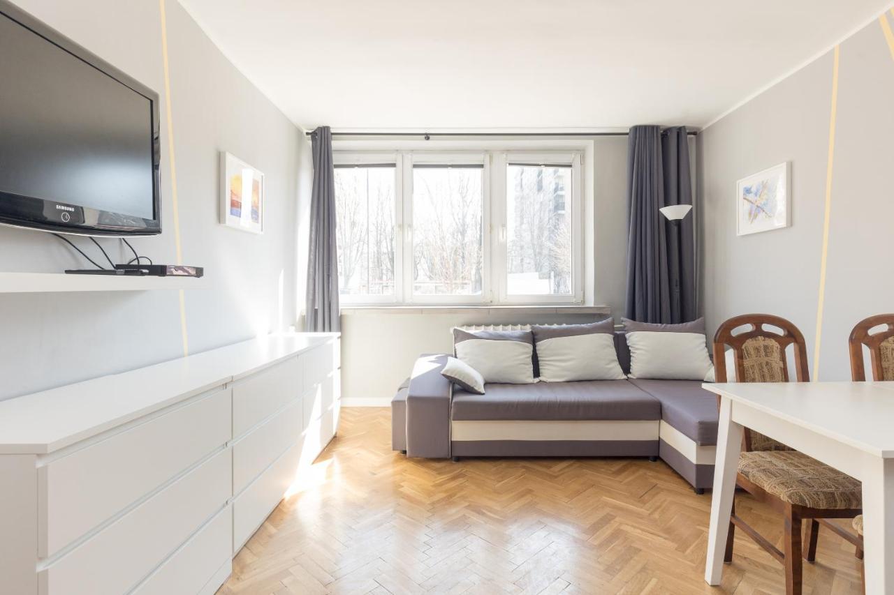 Krasinski Garden 2-Bedroom Apartament وارسو المظهر الخارجي الصورة