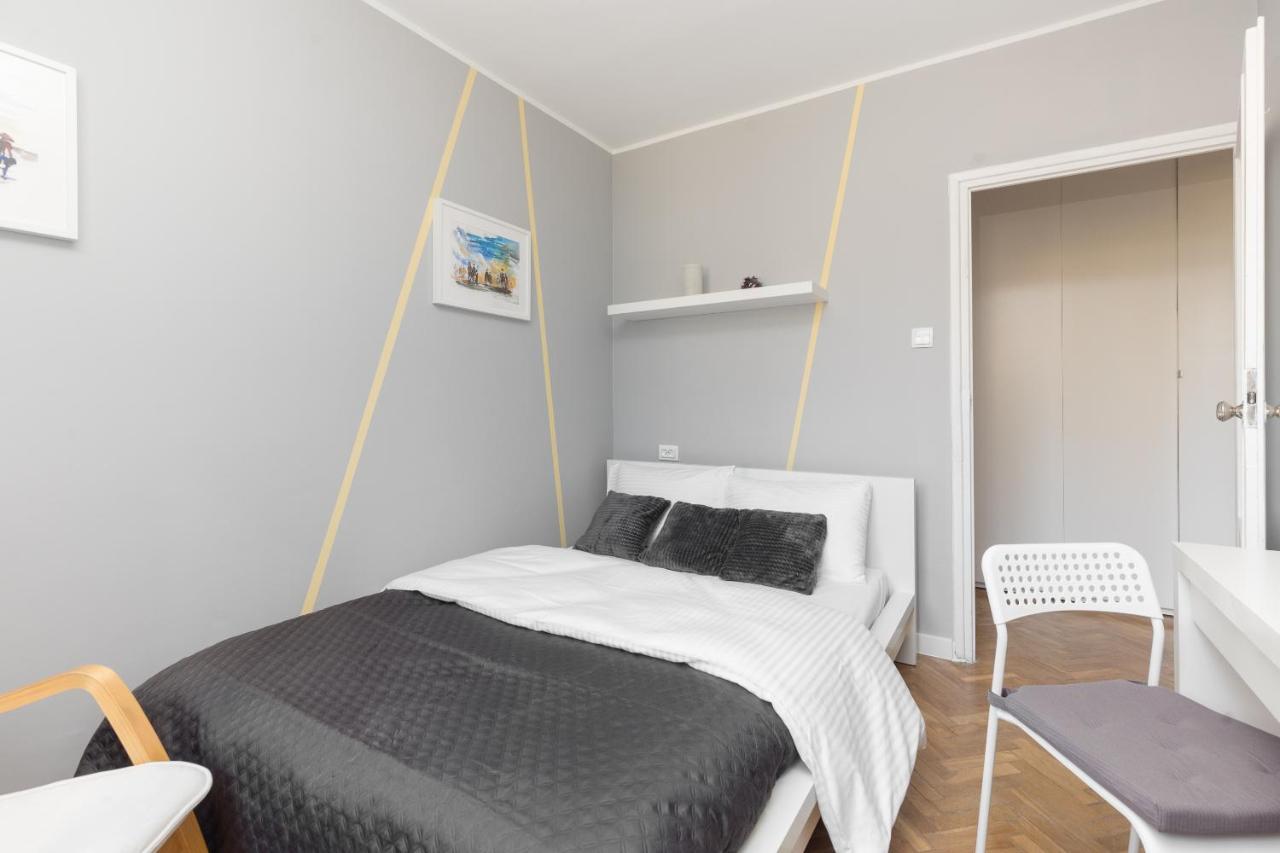 Krasinski Garden 2-Bedroom Apartament وارسو المظهر الخارجي الصورة